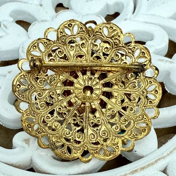 Vintage West Germany Turquoise Blue Czech Glass Filigree Gold Tone Brooch  1950s - Picture 9 of 11